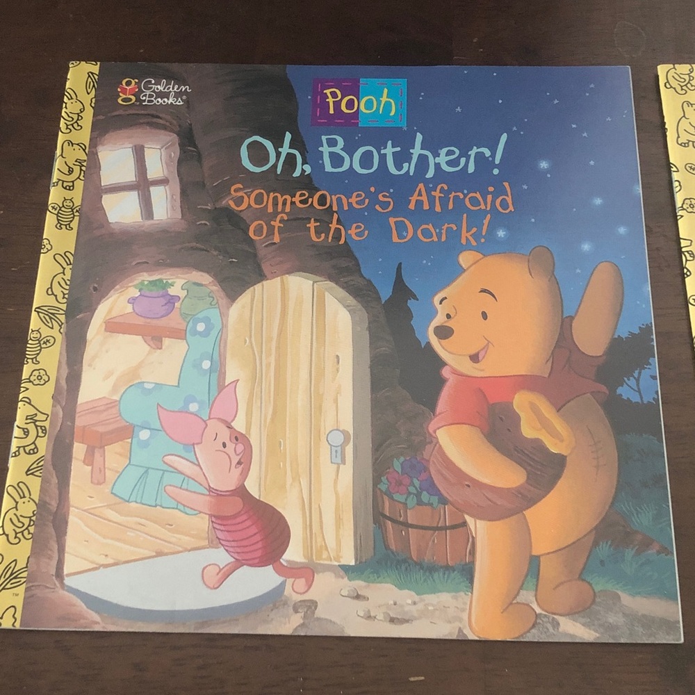 🏋️♂️ Winnie the Pooh Oh, Bother! Book Collection - Picture 2 of 11